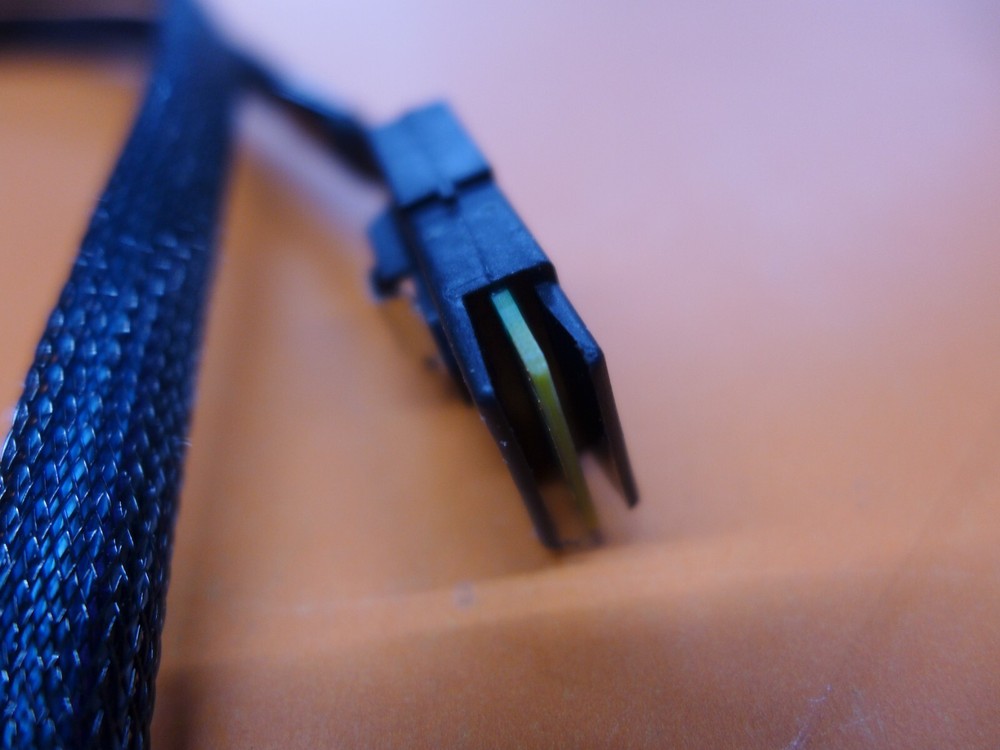 Genuine Dell SAS Server RAID T340 Cable X2N98