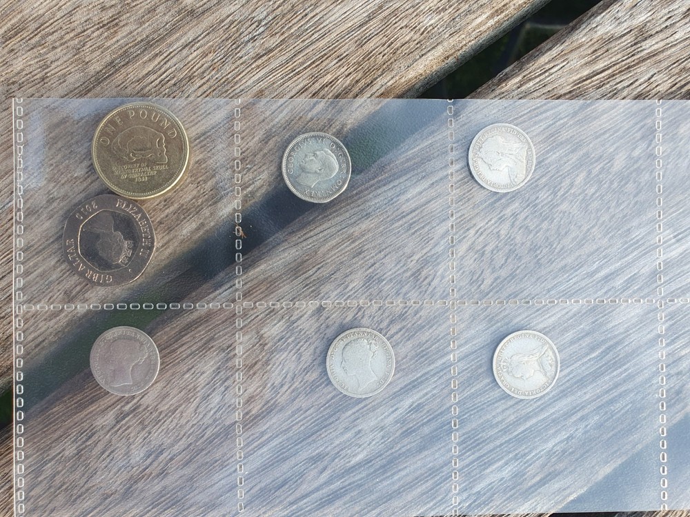 Various UK and Crown dependent coins
