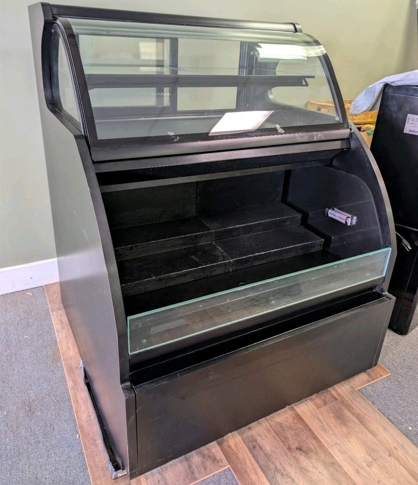 Structural Concepts Encore Refrigerated MODEL HOU3852R Self Serv Dual Zone