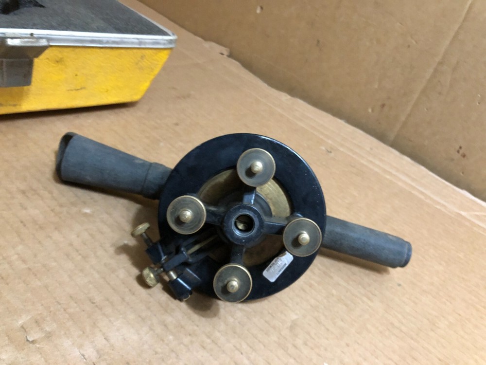 Vintage Berger Engineering Instruments Surveying Transit-Level Model 110c