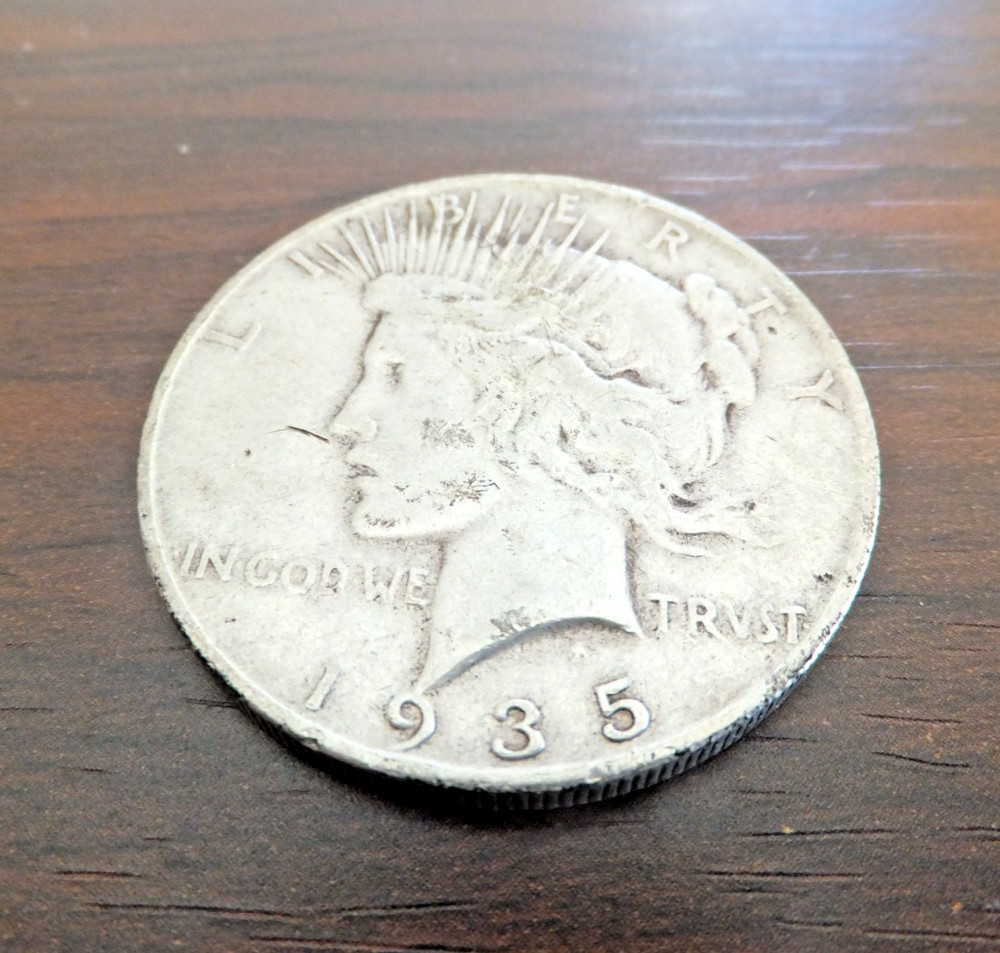 1935 S Peace Silver Dollar - Circulated