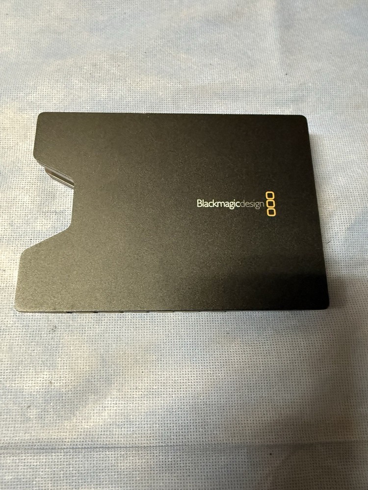 Blackmagic Design HyperDeck Shuttle SSD Field Recorder High Quality Video