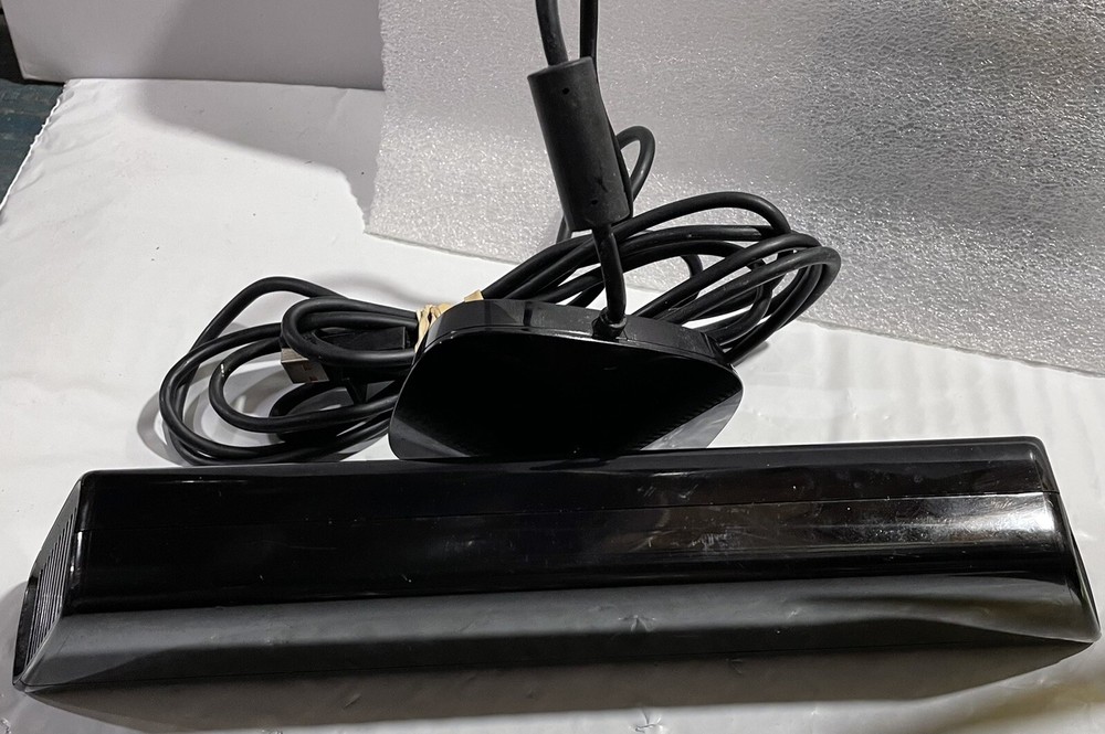 Official Microsoft Xbox 360 Kinect Motion Sensor Bar, Controller, Call of Duty