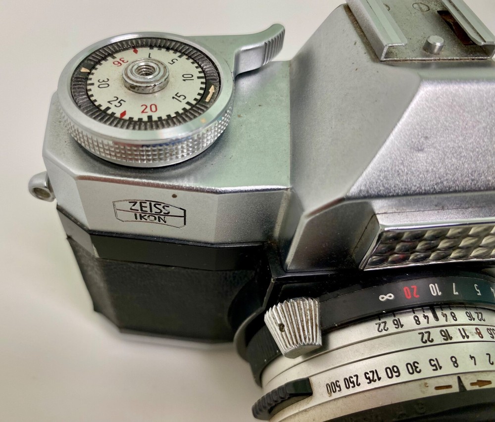 ZEISS IKON Camera