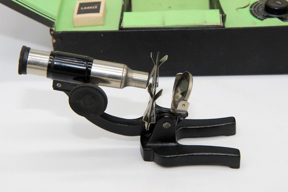 Vintage Gilbert Microscope Set No. 200 w/ Polaroid Junior