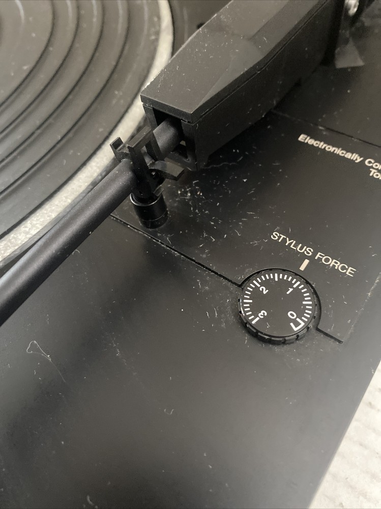 DENON Quartz DP-23F Micro Processor Controlled Fully Automatic Turntable WORKS!