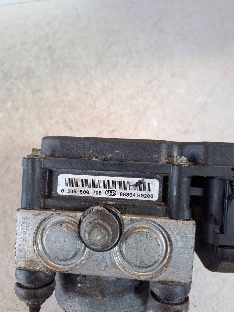 VAUXHALL CORSA MK3 D 2007 ABS PUMP CONTROL MODULE UNIT 0265800796