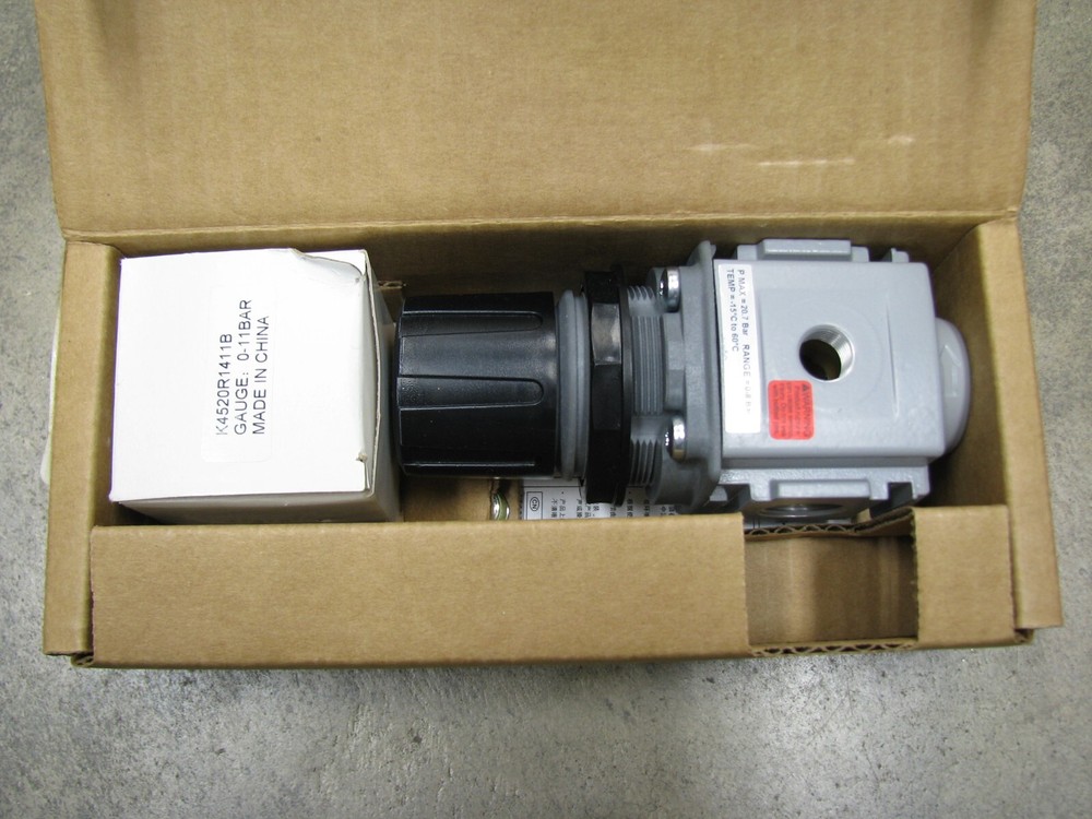 Parker Regulator P32RB14BNGP 1/2" BSPP