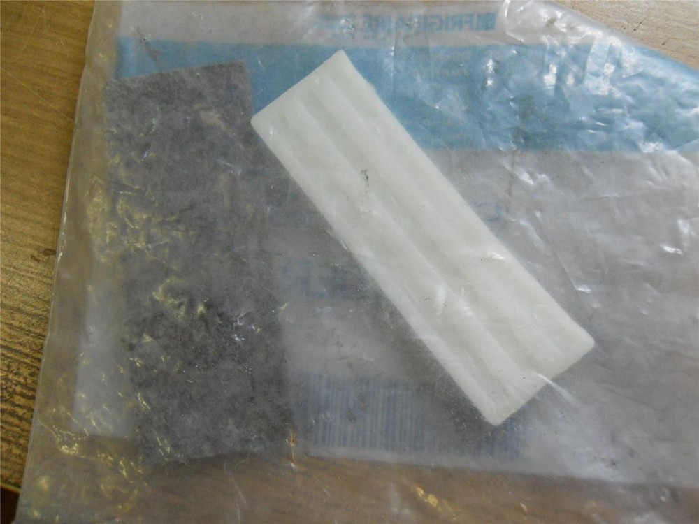 FRIGIDAIRE ELECTROLUX 5300015221 GLIDER