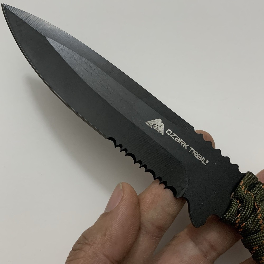 AWESOME Ozark trail Camping Knife w/Sheath