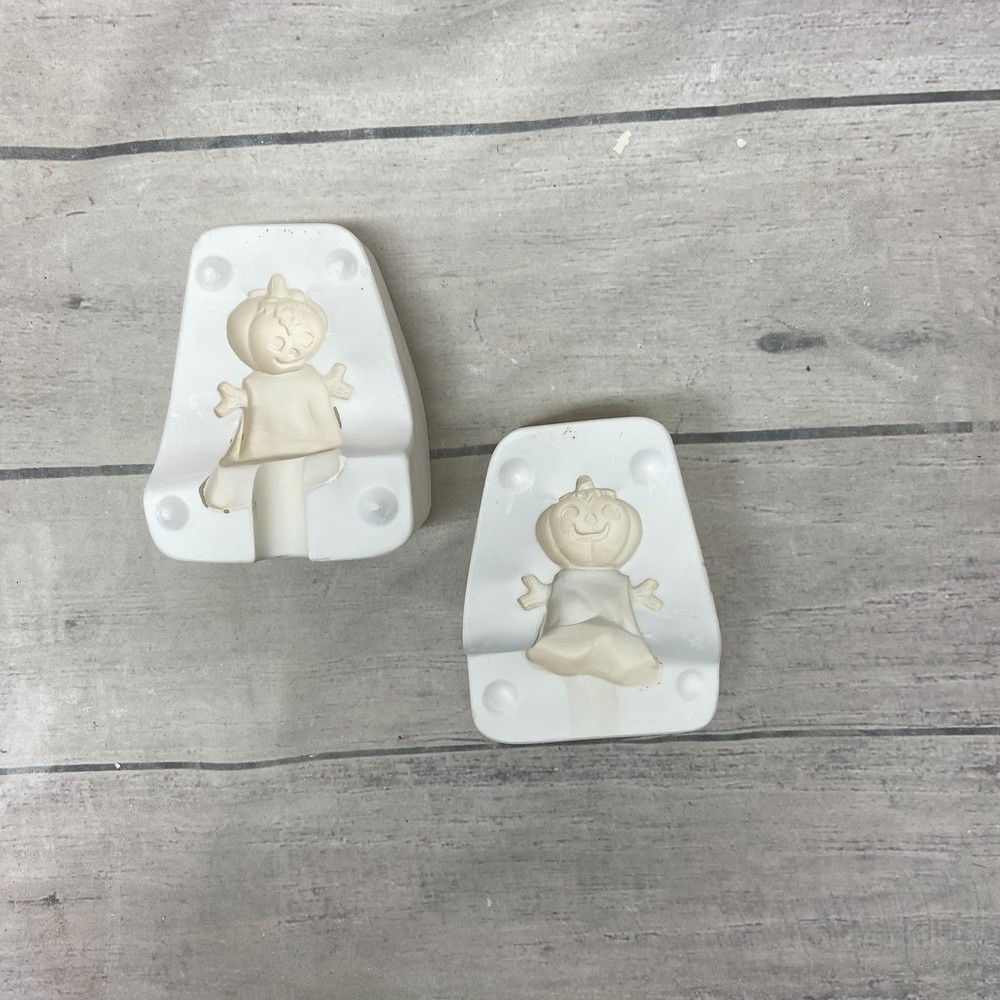 Unbranded Ceramic Casting Mold Sitting Pumpkin Person #C-763