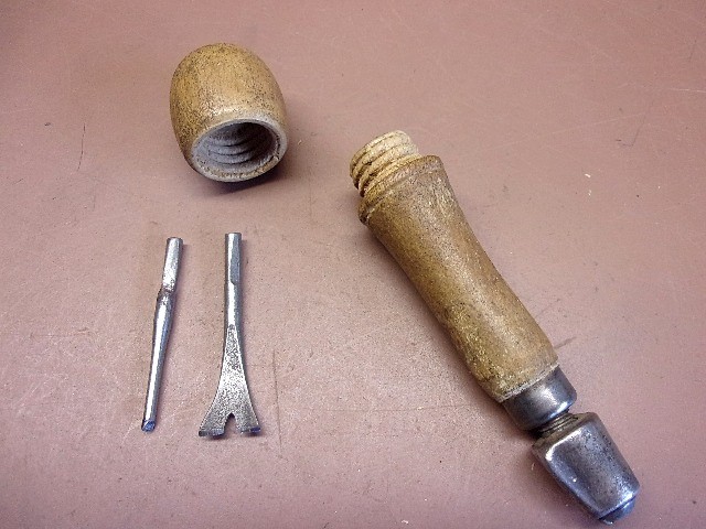 Vintage Unbranded MULTI-TOOL w/2 Tools Under Cap Storage Nice Clean User LQQK!
