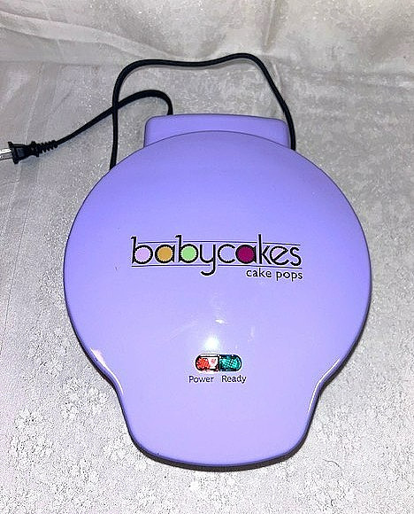 Babycakes CAKE POP MAKER w/ Box - Makes 12 - Unique Cake Option