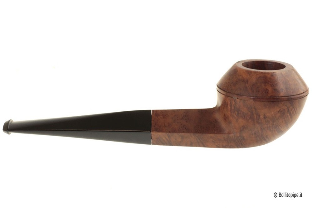Chacom Royale 8 - Straight Rhodesian (~1950)