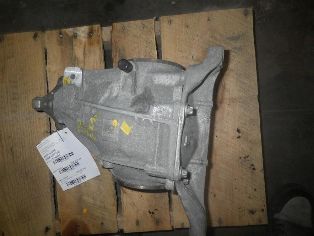 2019 C43 Rear Carrier 1708806