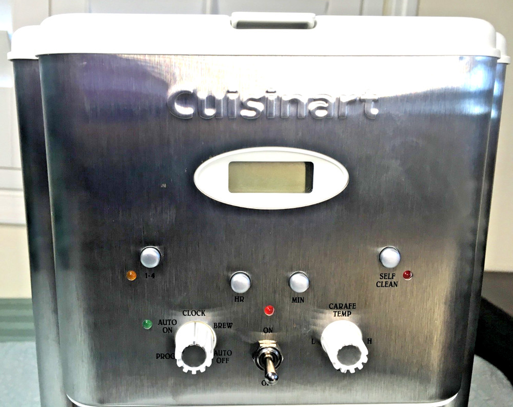 Cuisinart Brew Central Programmable Coffeemaker DCC-1200W Excellent !