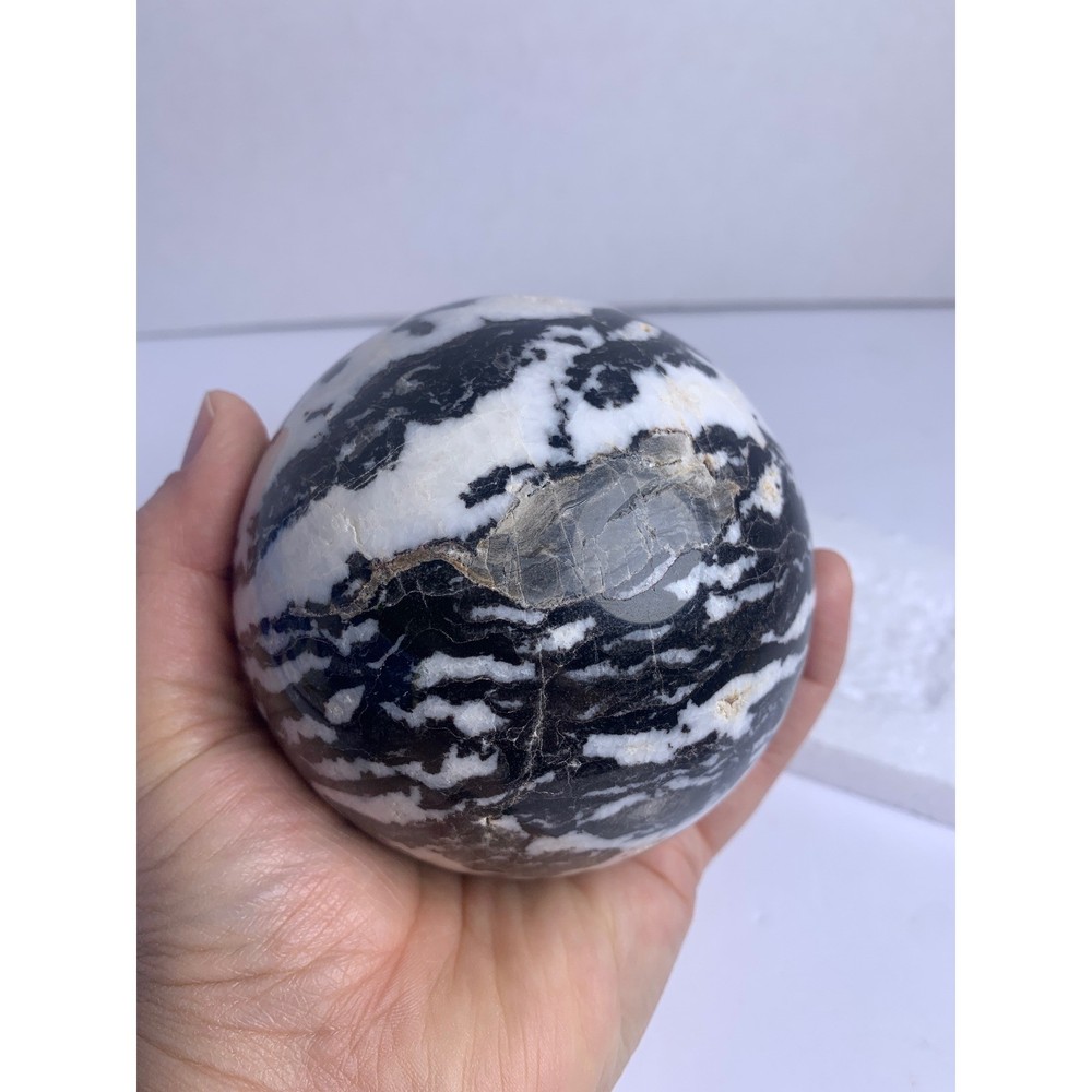 Zebra Jasper Crystal Sphere Polished Black White Stone Orb Decorative Specimen