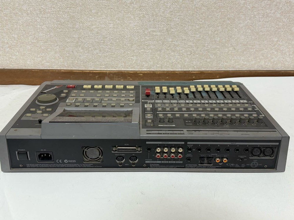 Roland VS-1680 MTR Multi-Track Recorder - Simple operation confirmed