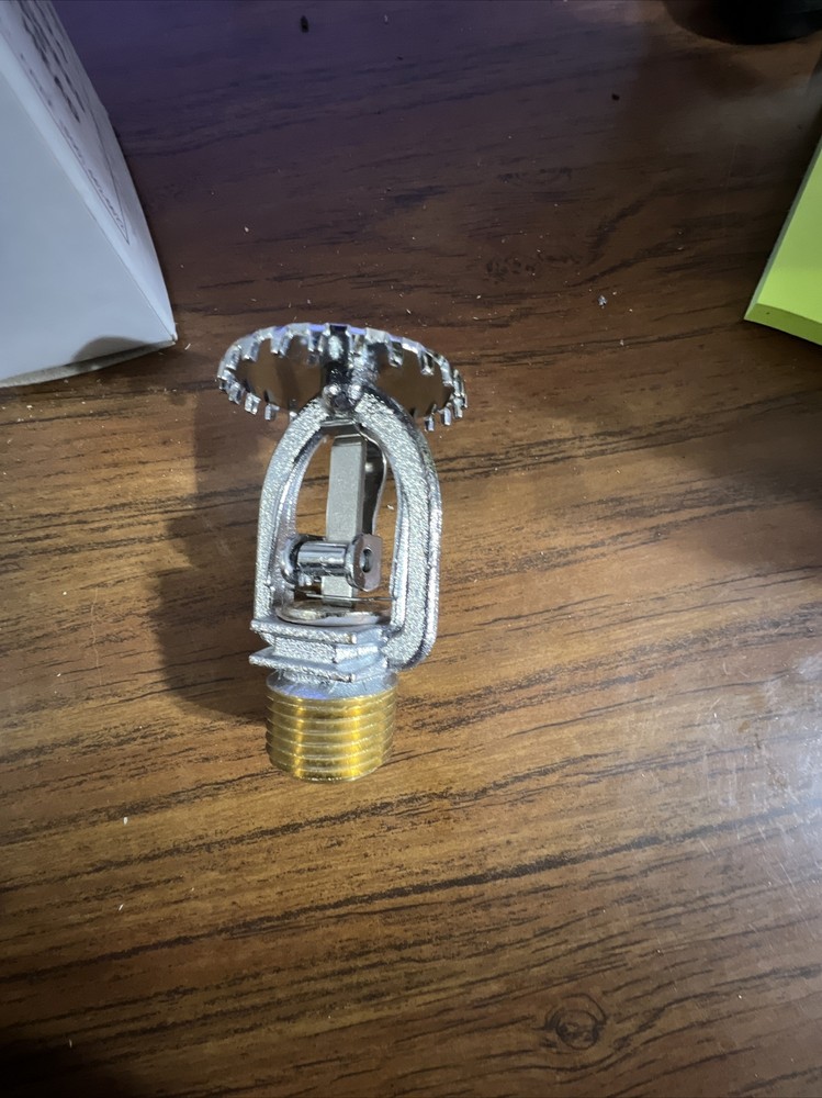 TY3111 165 Degrees 1/2” Ips Sprinkler Head