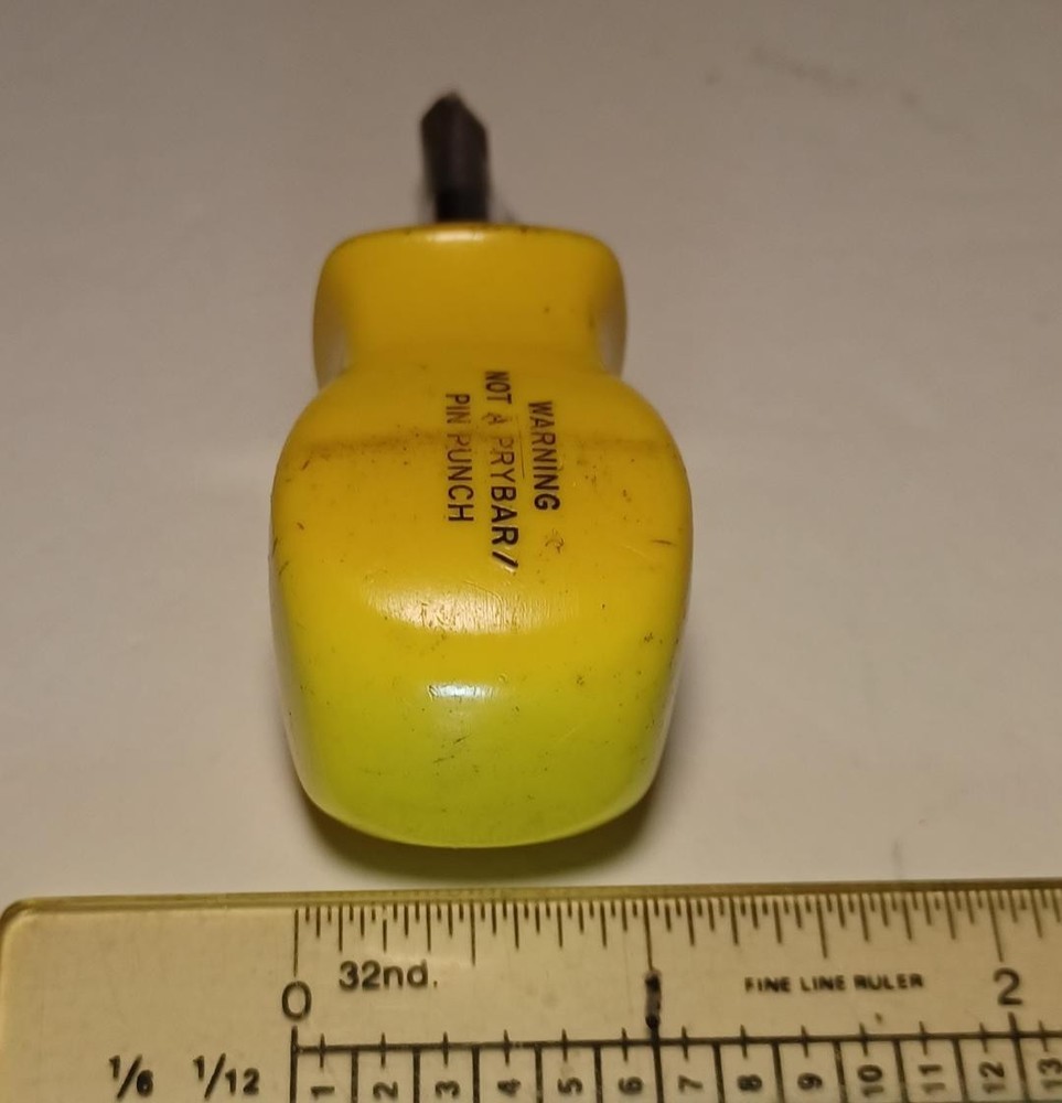 SNAP-ON STUBBY SSDP22 YELLOW HANDLE #2 PHILLIPS STUBBY SCREWDRIVER USED
