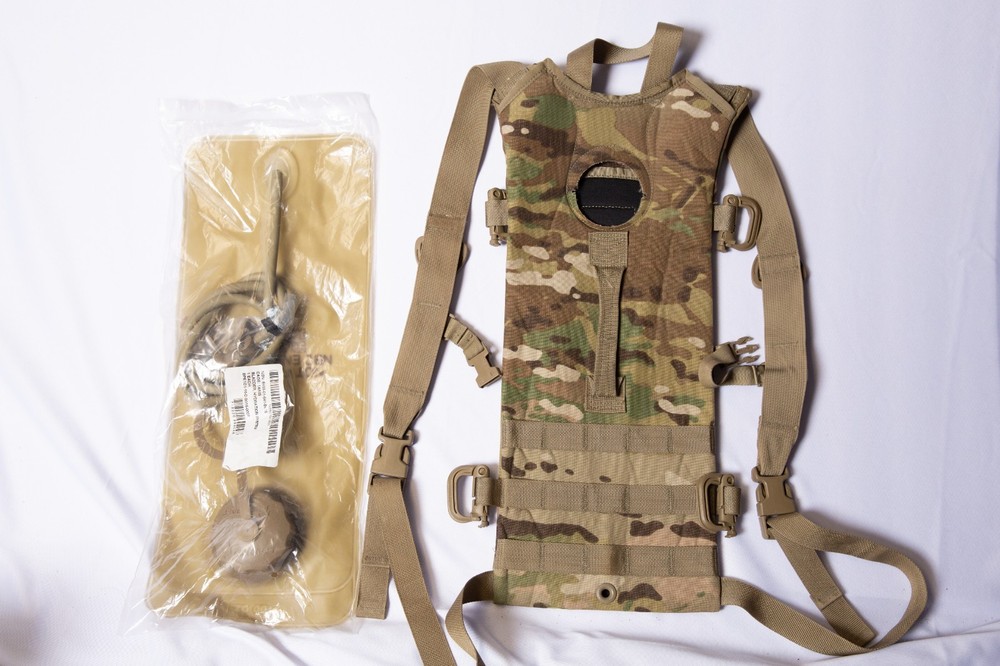 USGI OEF-CP Multicam Hydration Carrier with NEW Water Bladder