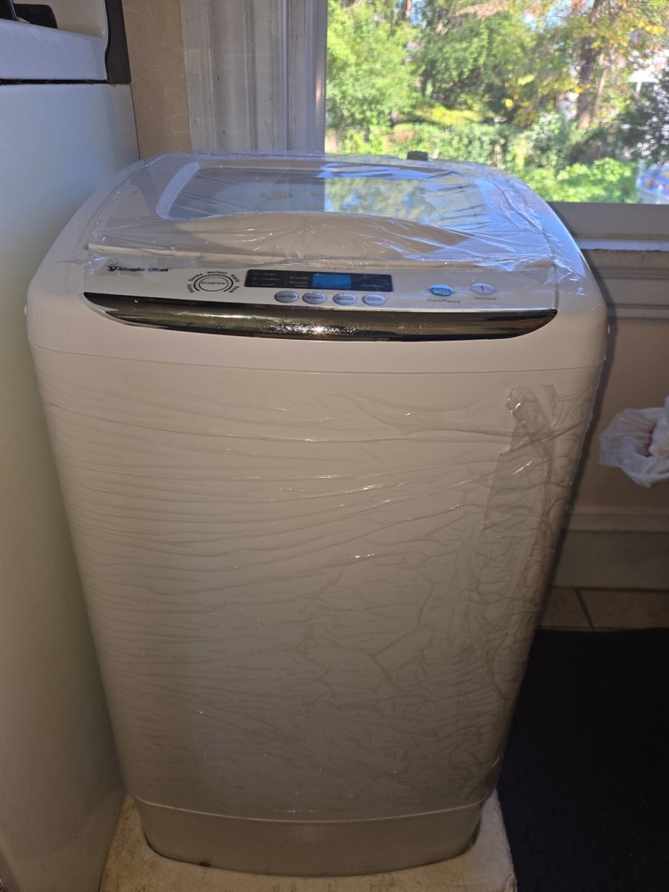 Magic Chef Compact Portable Top Load Washer with Space Saving Design, White