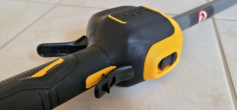 60V DEWALT DCST972B Brushless Straight String Weed Grass Trimmer BARE TOOL