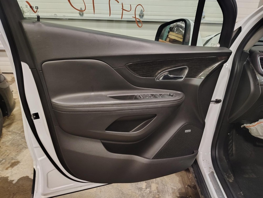 Used Blind Spot Detection System Warning Control Module fits: 2016 Buick Encore