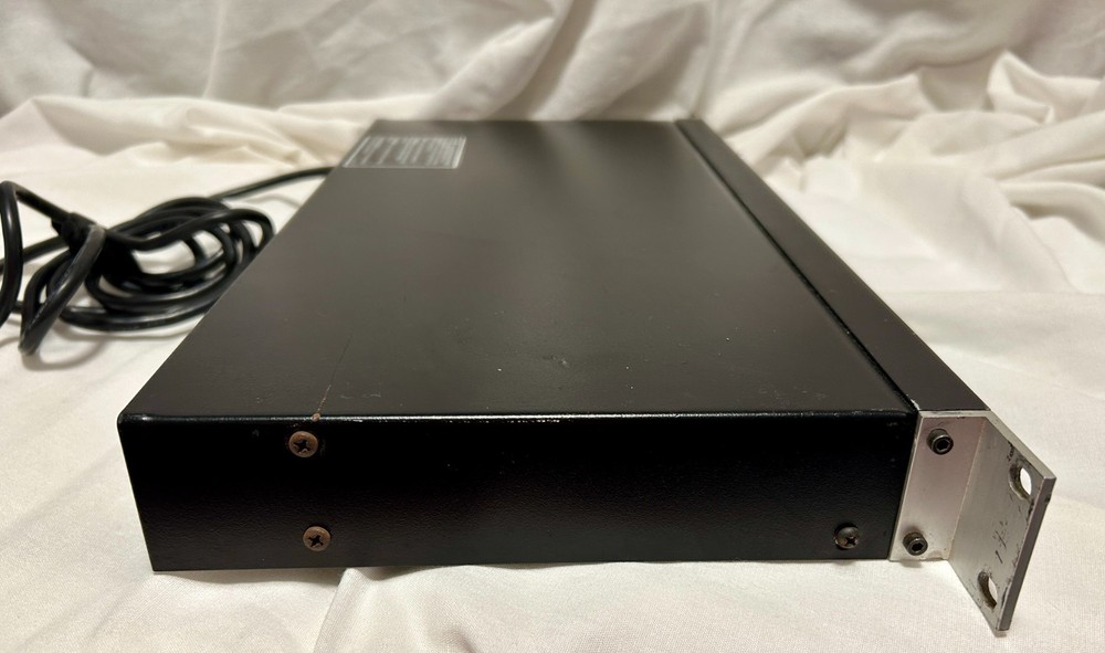 As Is Crown D75A Amplifier