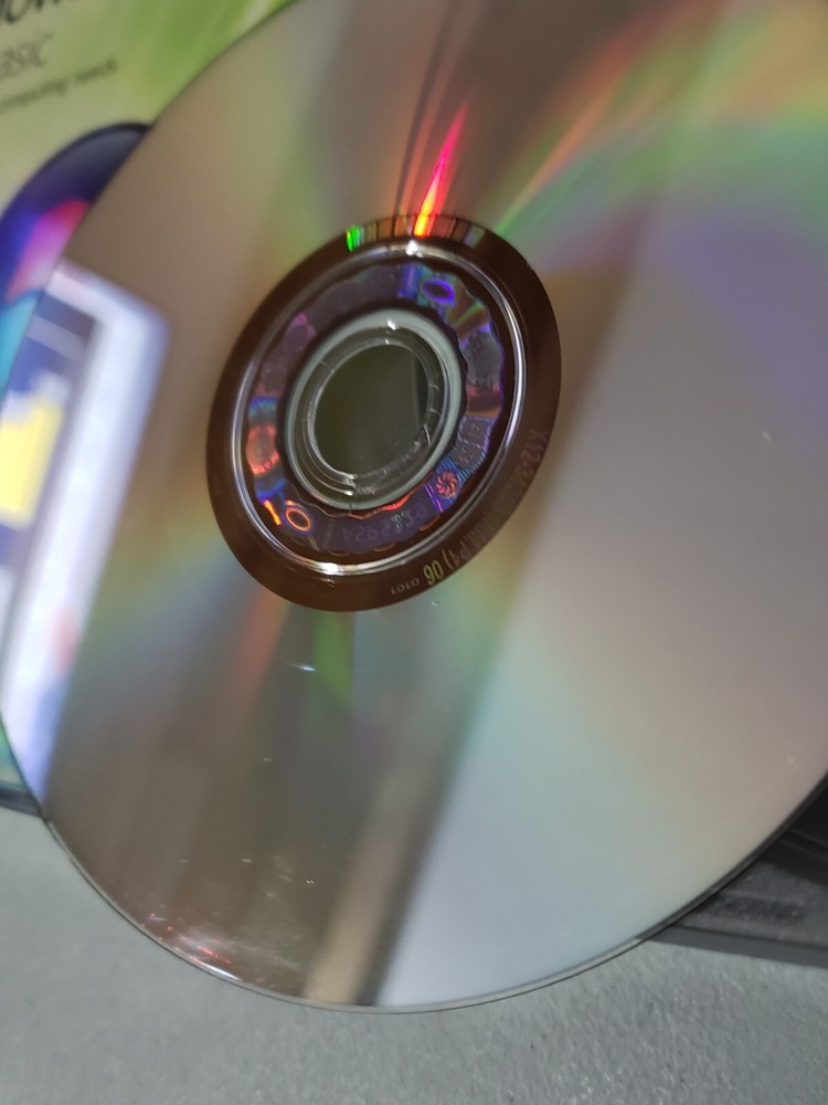 Vintage Microsoft Windows Vista home basic software upgrade 32 bit w/license♤◇♡♧