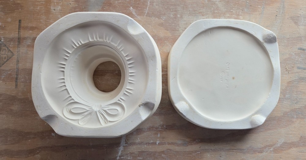 Vintage Good Time Molds #1016 Ceramic Slip Casting Mold (Hat Dish)
