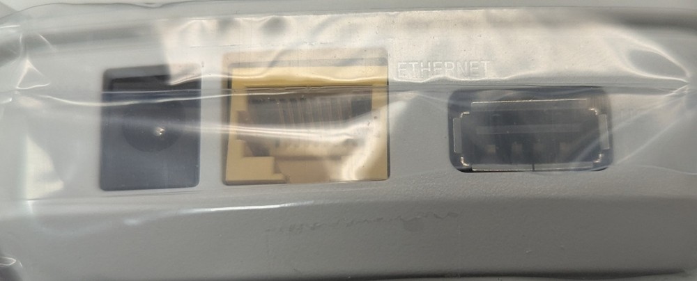 URC TRF-ZW2 Z-Wave Gateway