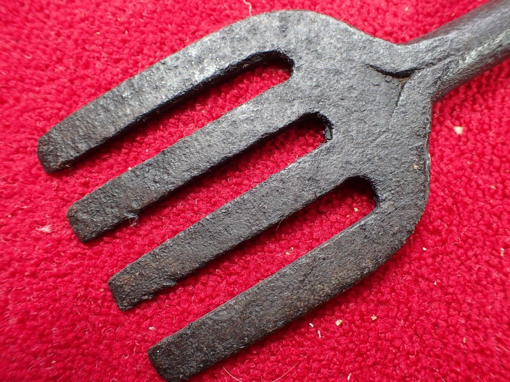 Primitive Antique Hand Forged Frog Fish Eel Gig with Socket End