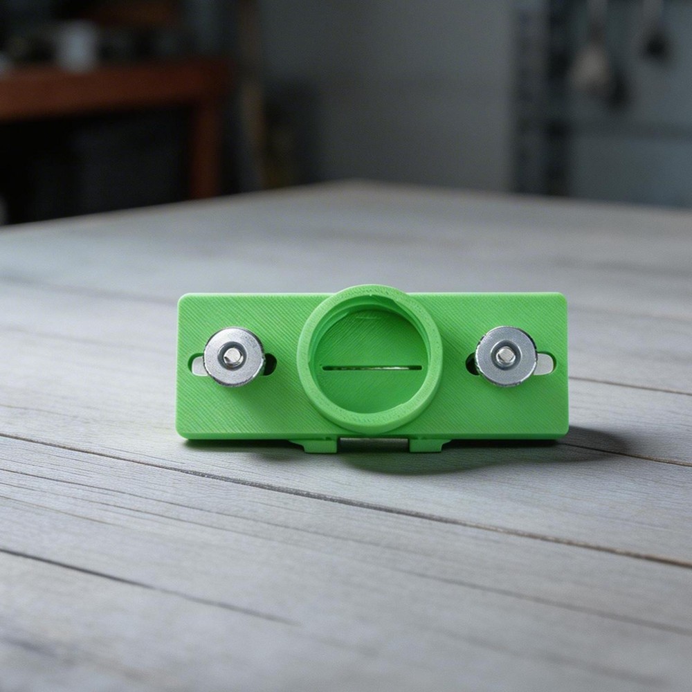 Woodworking Glue Applicator Tool for Controlled Application and Savings