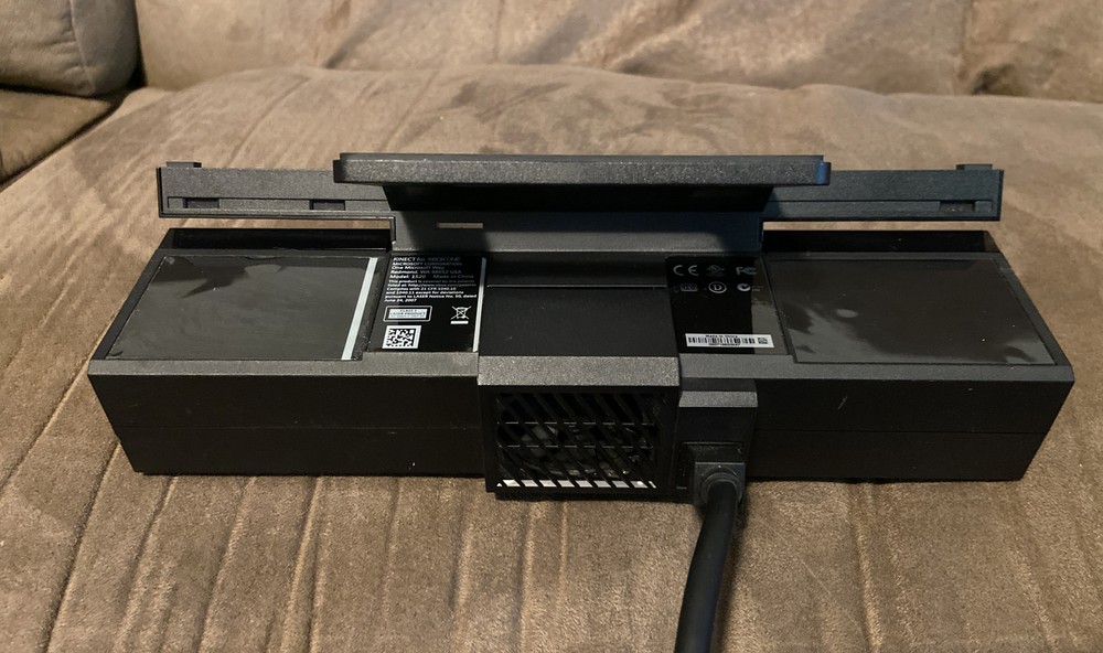 Official Microsoft Xbox One Kinect Motion Sensor Bar! ~ Works Great! Fast Ship!