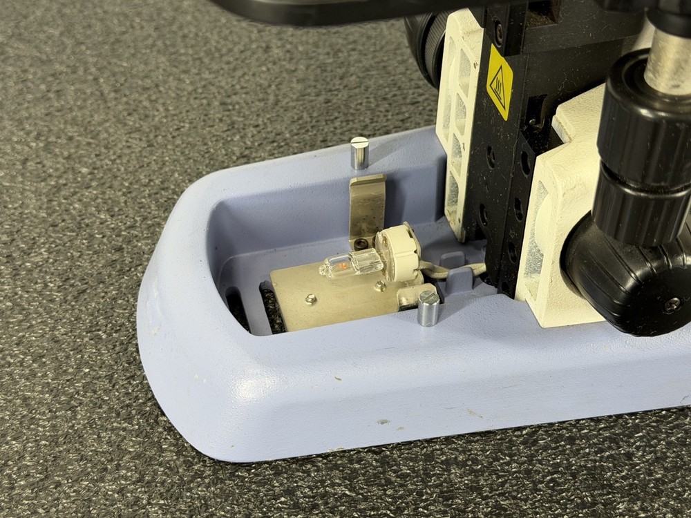 Nikon YS100 Microscope