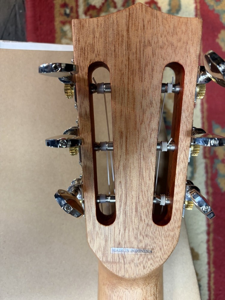 Kala KA-GL 6-String Guitarlele