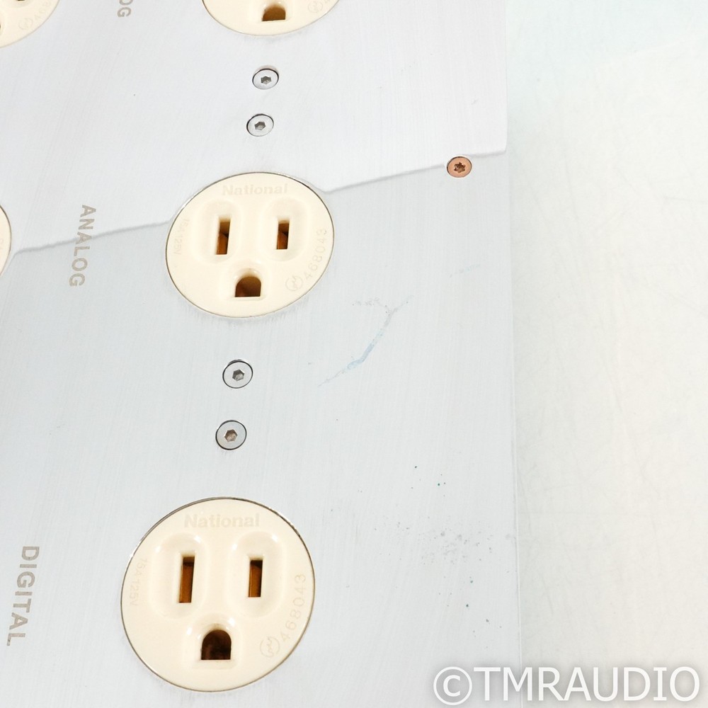 Isoclean Power 80A3 AC Power Line Conditioner