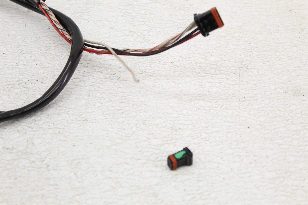 17-23 Harley Davidson Street Glide Right Control Switch Pack