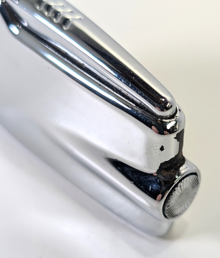 Ronson Varaflame Premier Model Pocket Lighter