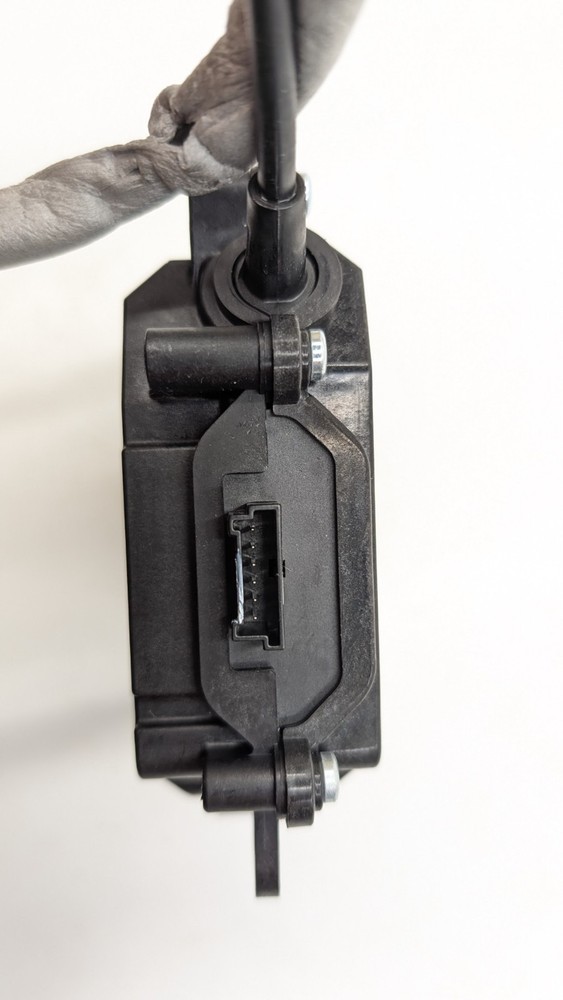 BMW IX3 G08 EMERGENCY WARNING TRIANGLE 2023