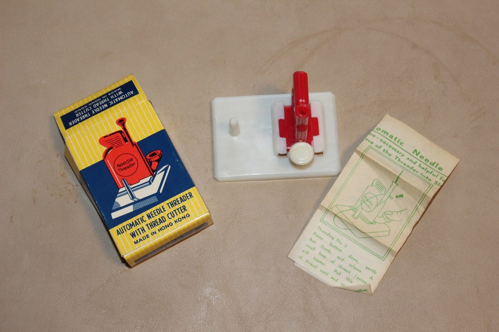 Vintage Automatic Needle Threader w/Thread Cutter Made in Hong Kong