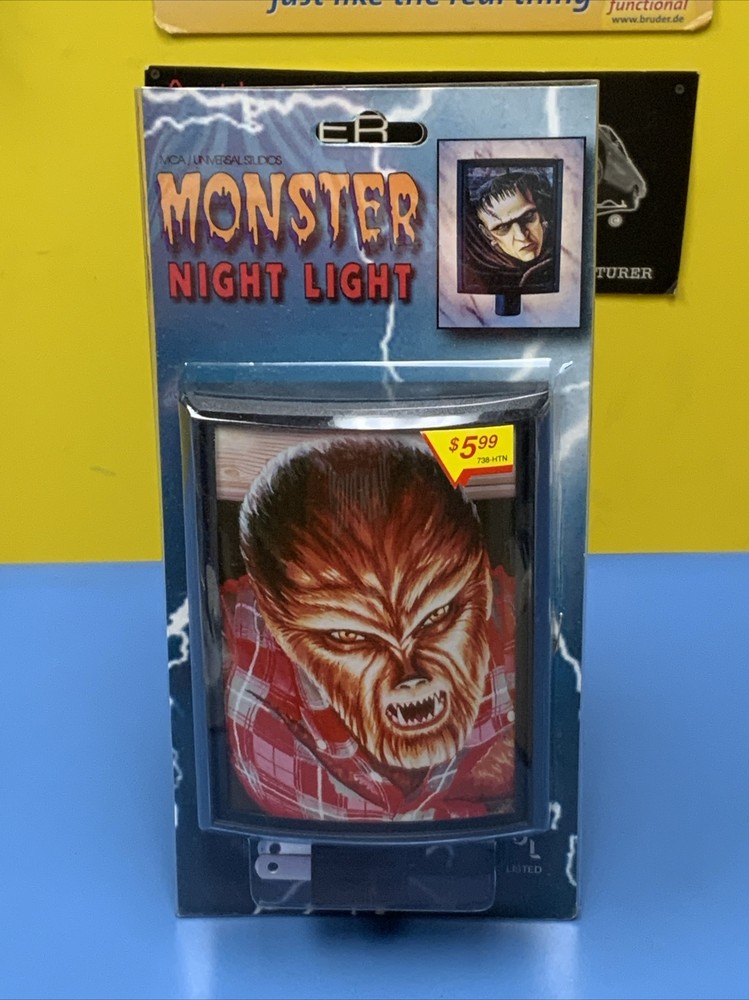 MCA/ UNIVERSAL STUDIOS MONSTER NIGHT LIGHT