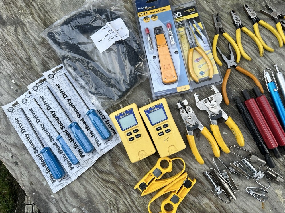 Telecom Tool Bag w/ Assorted Tools, Fluke, Klein