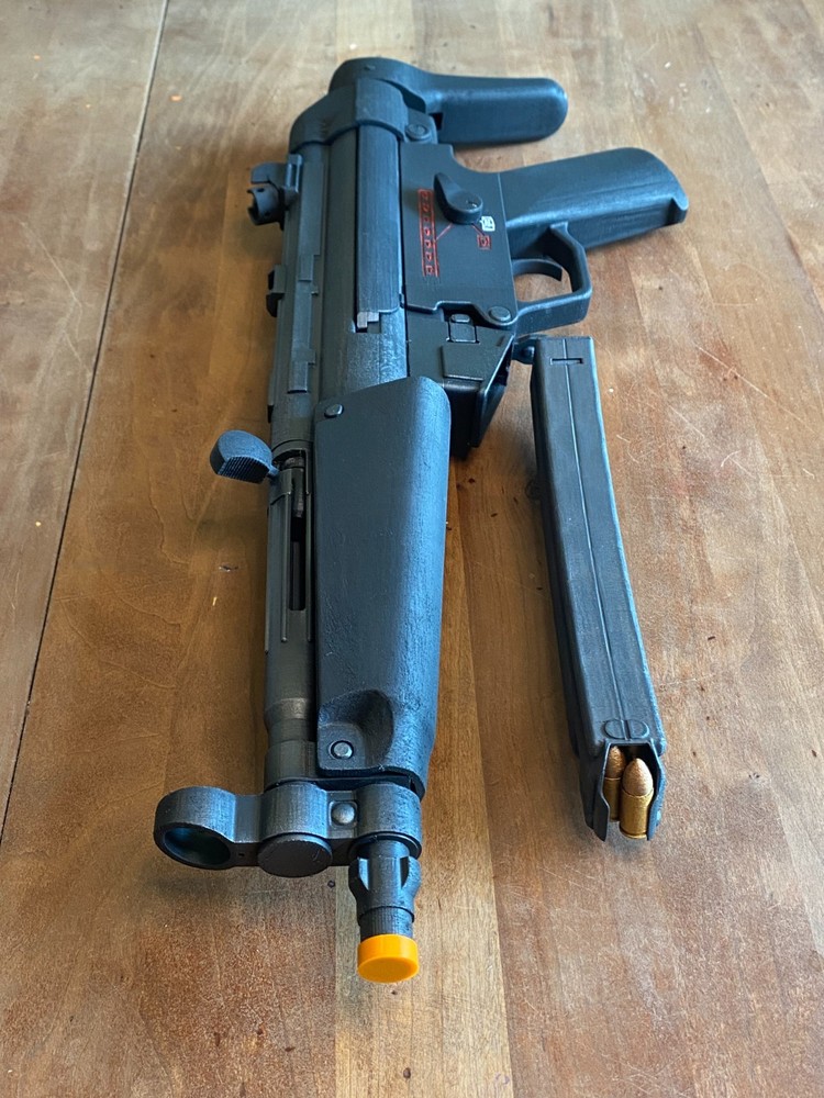 MP5 Style Tactical Cosplay Prop – Moving Parts – Non-Functional