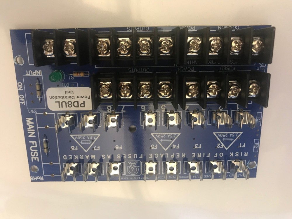 Altronix PD8