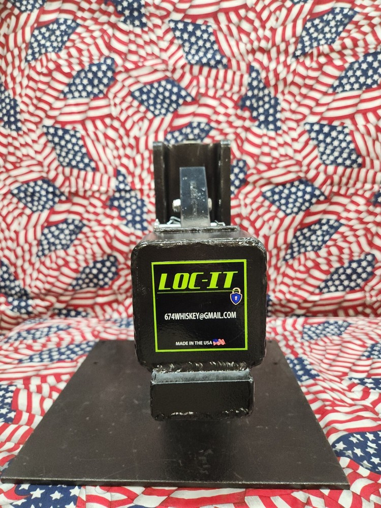 LOC-IT*** 2 5/16" SQUEEZE LATCH COUPLER LOCK, W/DISK LOCK, ***FREE SHIPPING***