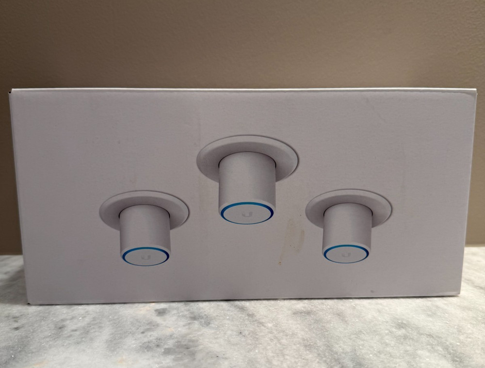 Ubiquiti FlexHD Ceiling Mount, 3-pack | FlexHD-CM-3