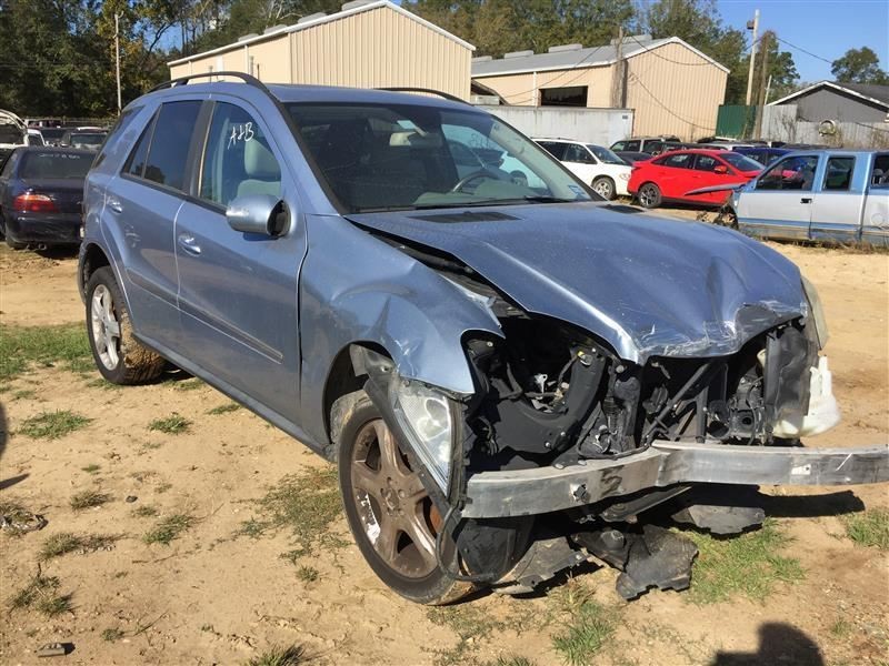 ML320 2008 Fuse Box Cabin 6897