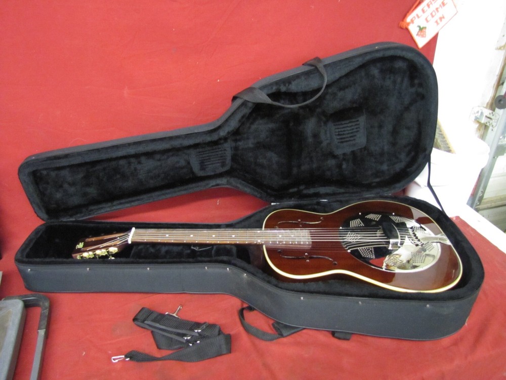 Rogue Fine Instruments Guitar